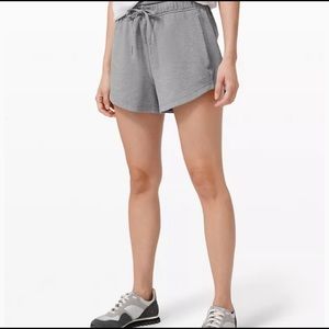 lululemon inner glow high rise short